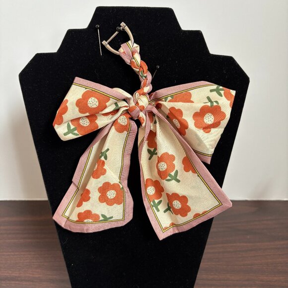 Flower Scarf Keychains Bag Charm Fashionable Ribbon Bow Key Chain Colorful New - Picture 1 of 5